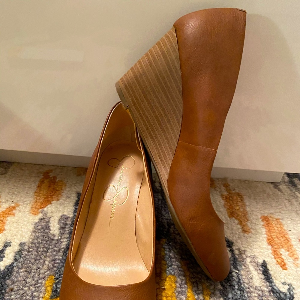 Jessica Simpson brown wedges